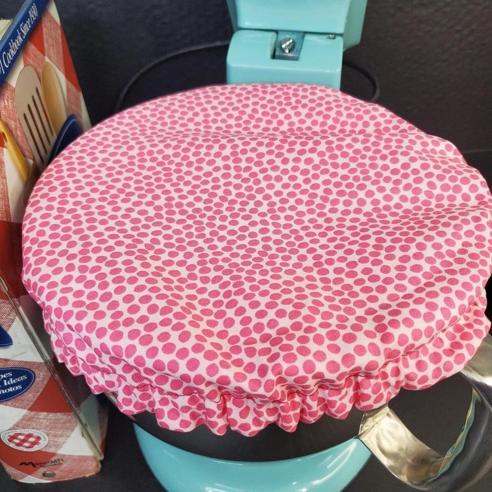 Christmas Gingerbread House Dots Reversible KitchenAid Mixer Mixing‎ Bowl Cover